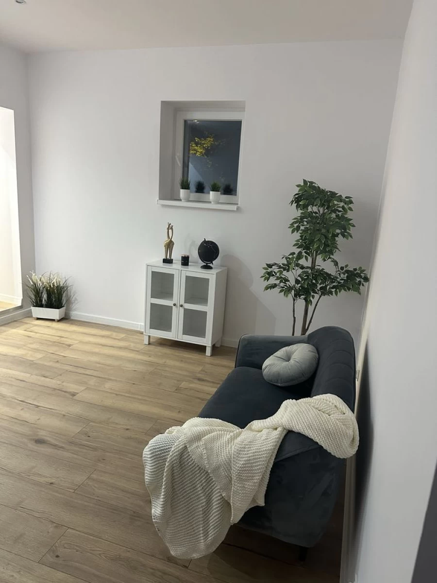 Sprzedam Mieszkanie Żarów
