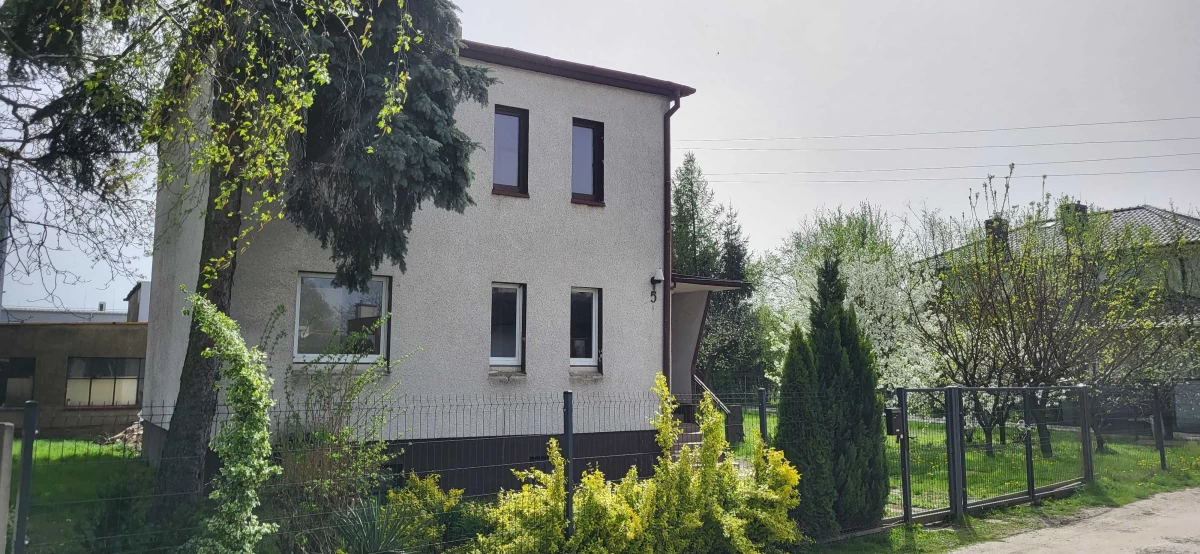 Sprzedam Dom do remontu z działką 720m2 Jasin
