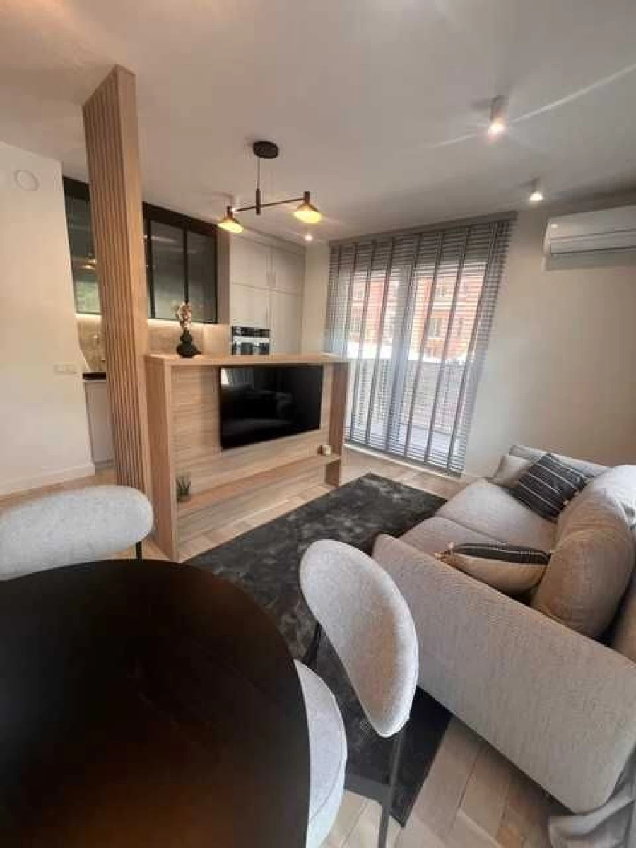 wynajme - apartament 3 pokoje w Lodzi