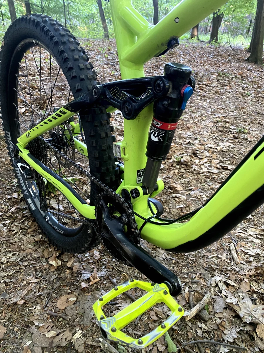 Sprzedam rower Trek Remedy 7 M 27,5 enduro trial fr dh slopeduro jib