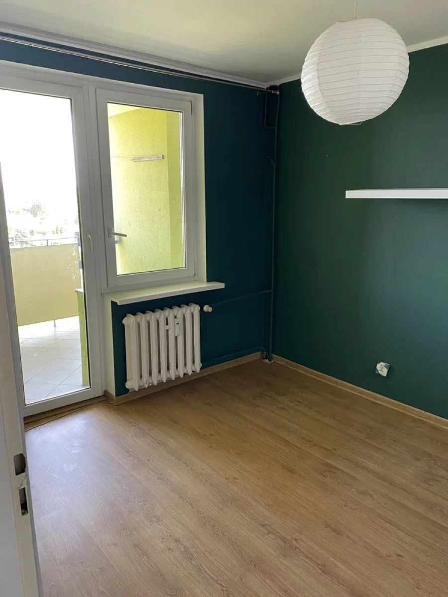 Sprzedam Mieszkanie tczew 3-pokojowe + piwnica Tczew, Suchostrzygi
