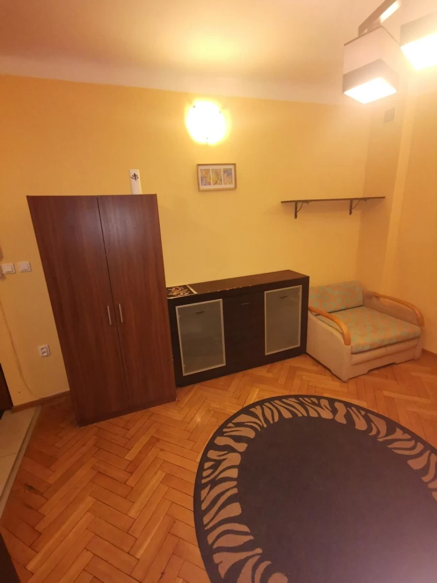 Kawalerka w cichej i spokojnej okolicy