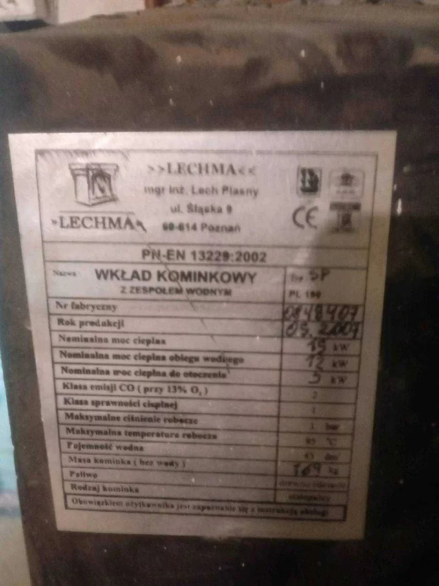 Kominek. Wkład kominowy plus obudowa
