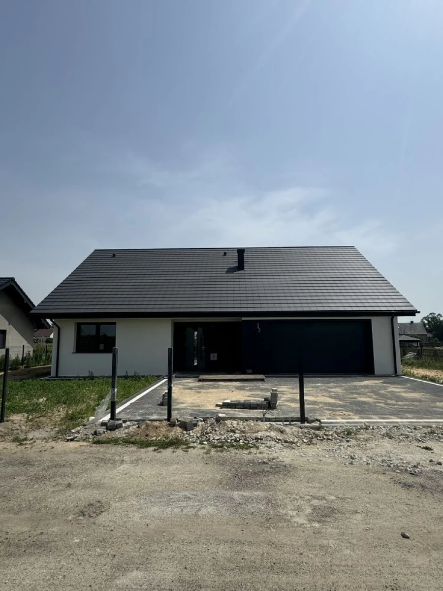 Parterowy Dom pod Wrocławiem