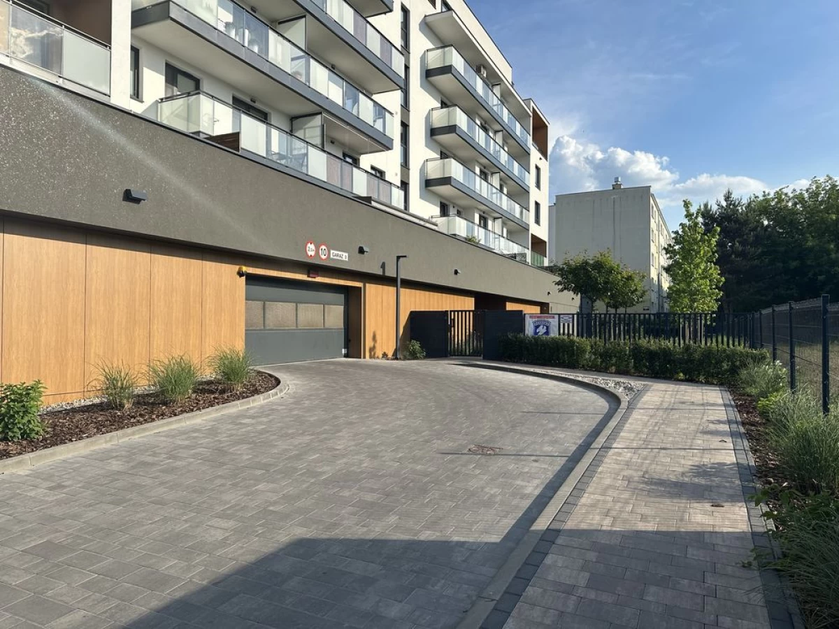 Nowe wykończone mieszkanie 77 mkw Legionowo