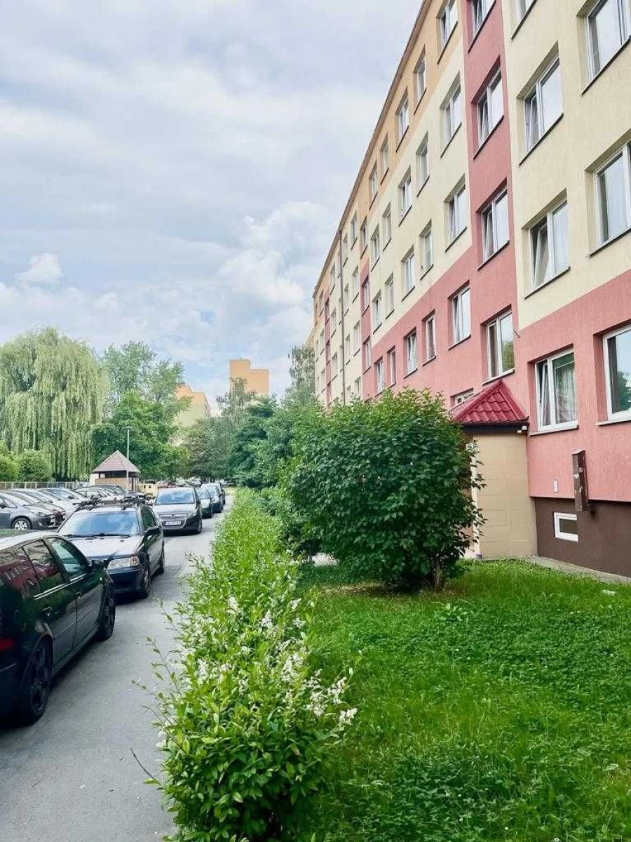 Sprzedam jasne 2 pokojowe mieszkanie 39 m2 - po remoncie z piwnicą
