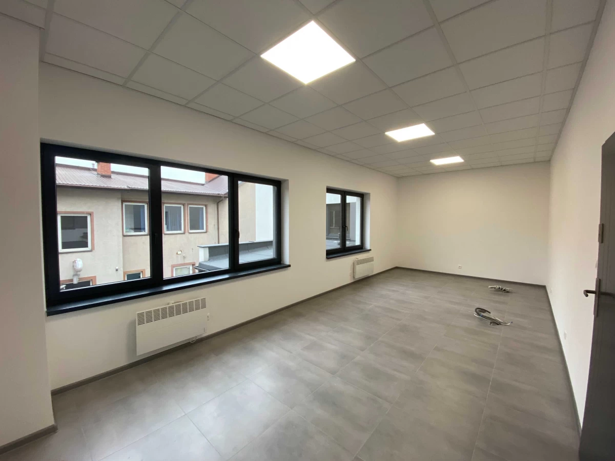 Lokal użytkowy o powierzchni 34m w centrum Biurowo-Usługowym w Zgierzu