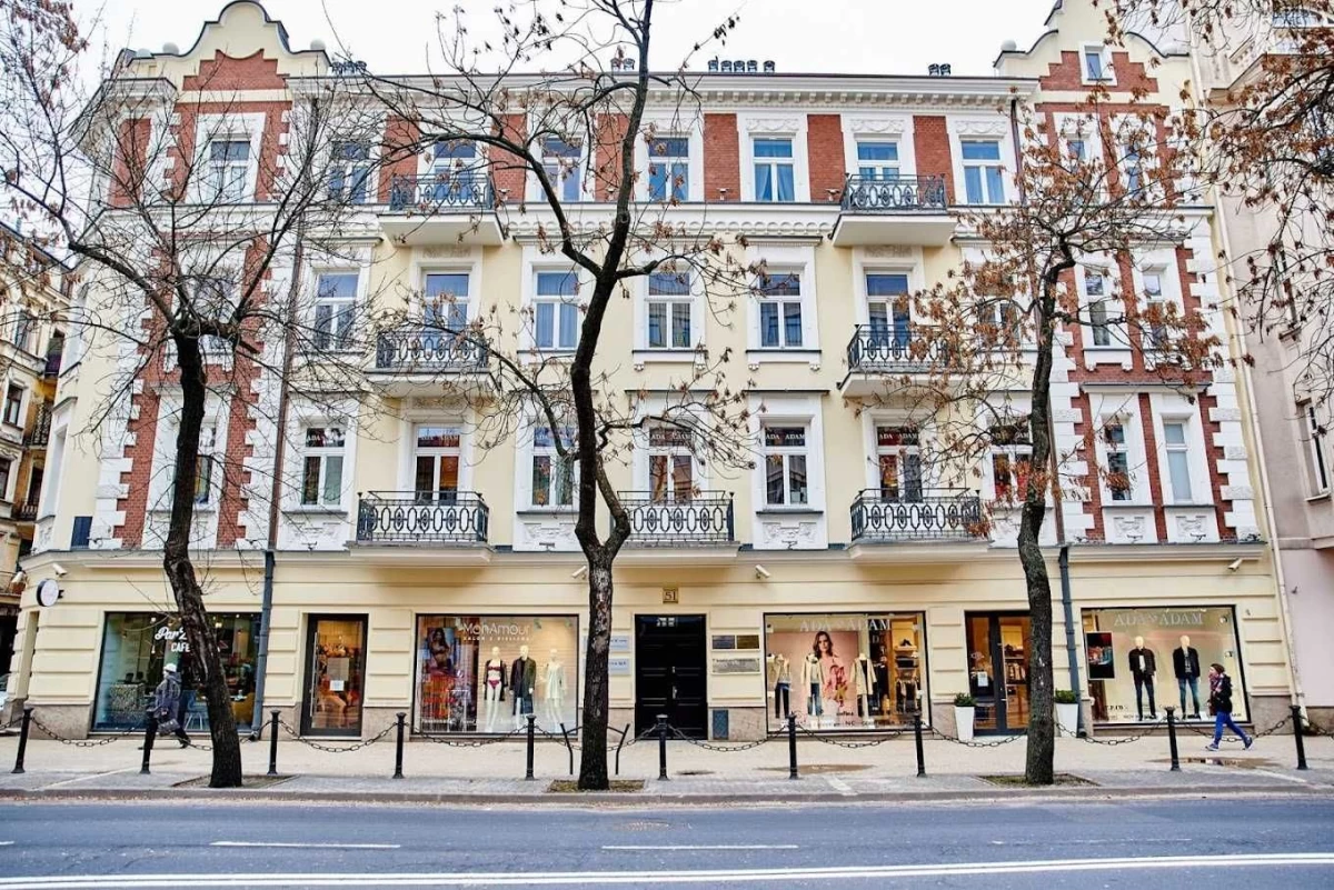 Sprzedam firmę - butik z odzieżą premium, Lublin, w centrum miasta