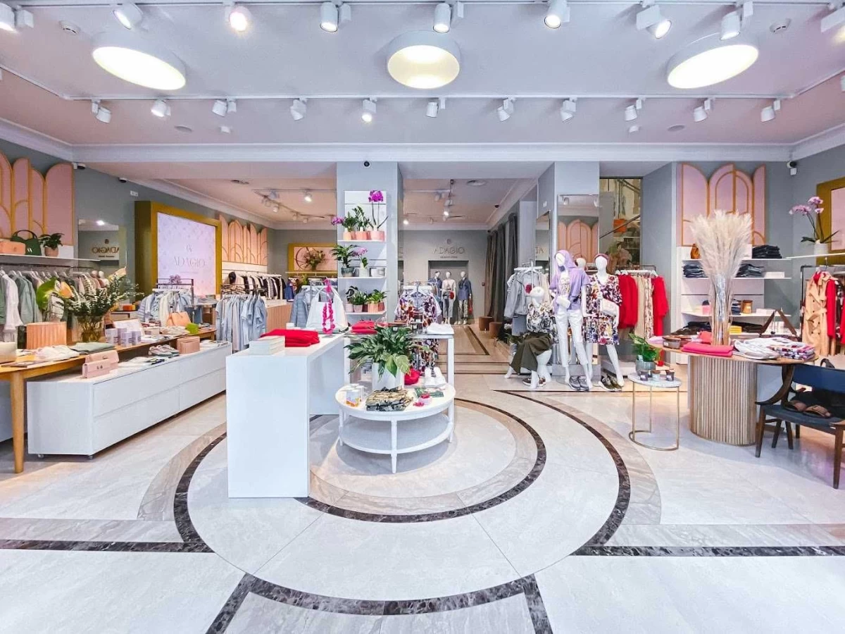 Sprzedam firmę - butik z odzieżą premium, Lublin, w centrum miasta