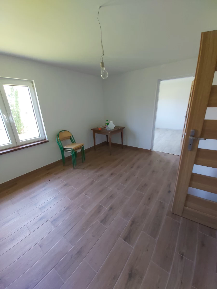 Sprzedam dom 70 m2 działka 1000 m2 Szczeglacin koło rzeki Bug.
