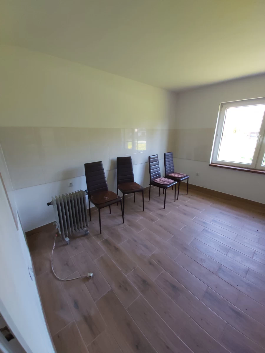 Sprzedam dom 70 m2 działka 1000 m2 Szczeglacin koło rzeki Bug.
