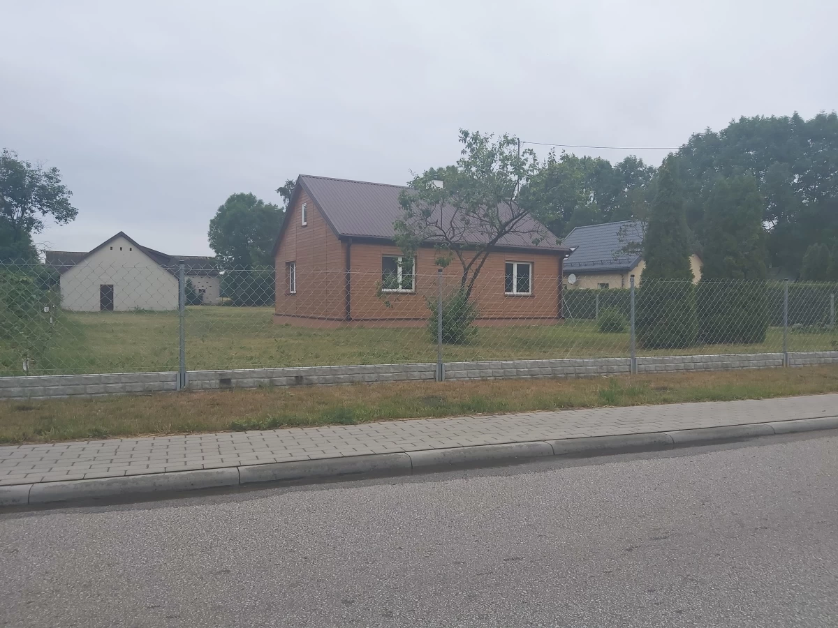 Sprzedam dom 70 m2 działka 1000 m2 Szczeglacin koło rzeki Bug.