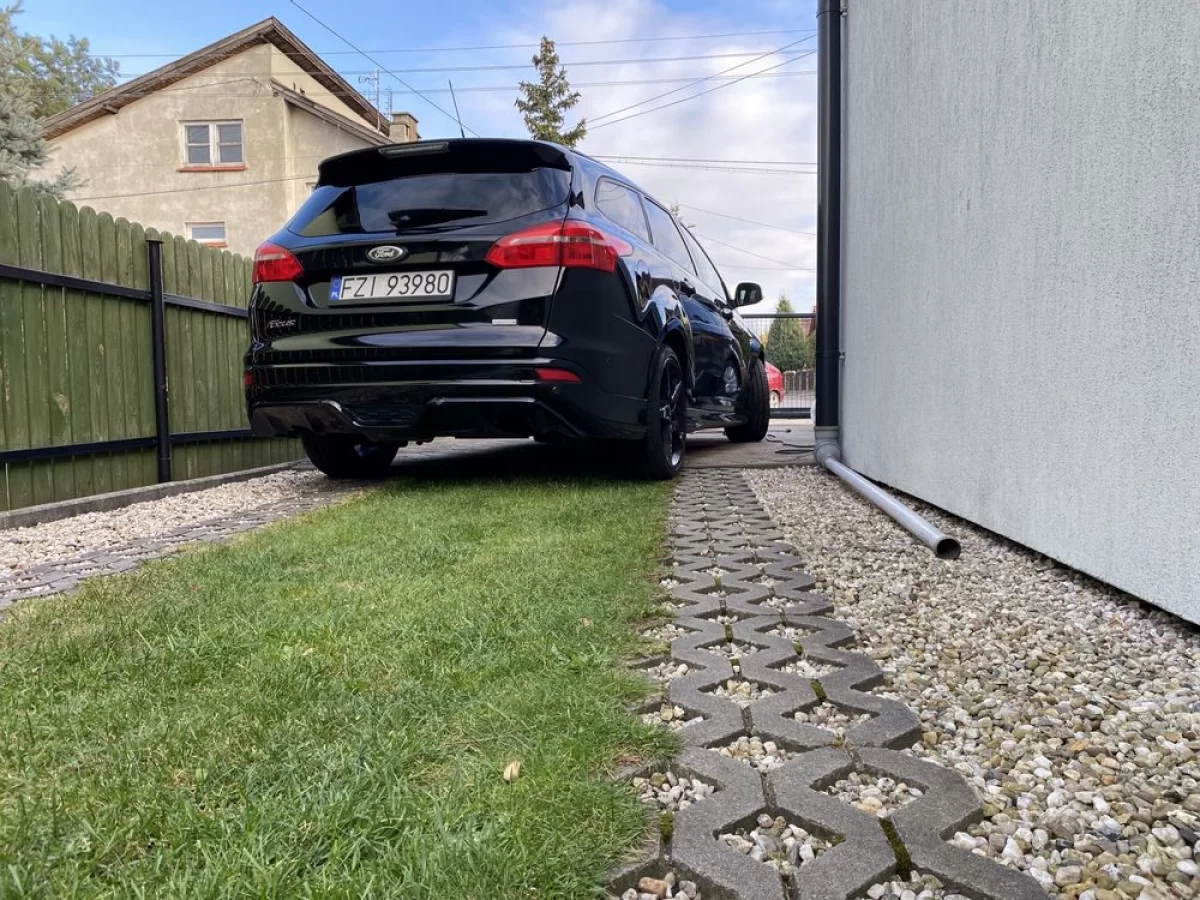 Ford Focus ST line 1.0 Ecoboost Niski udokumentowany przebieg !!!