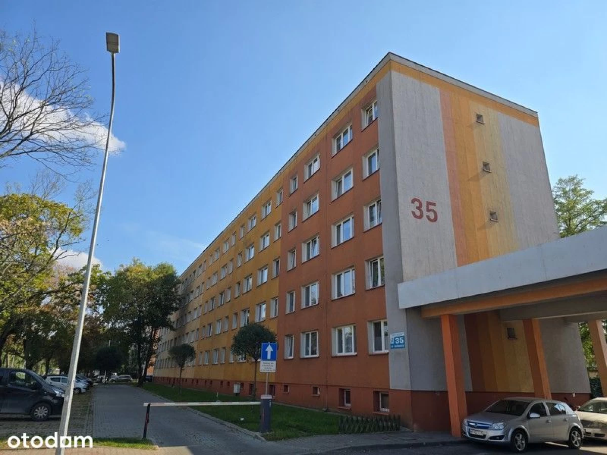 Sprzedam mieszkanie 3-pok. 48m² Płock, Jachowicza.