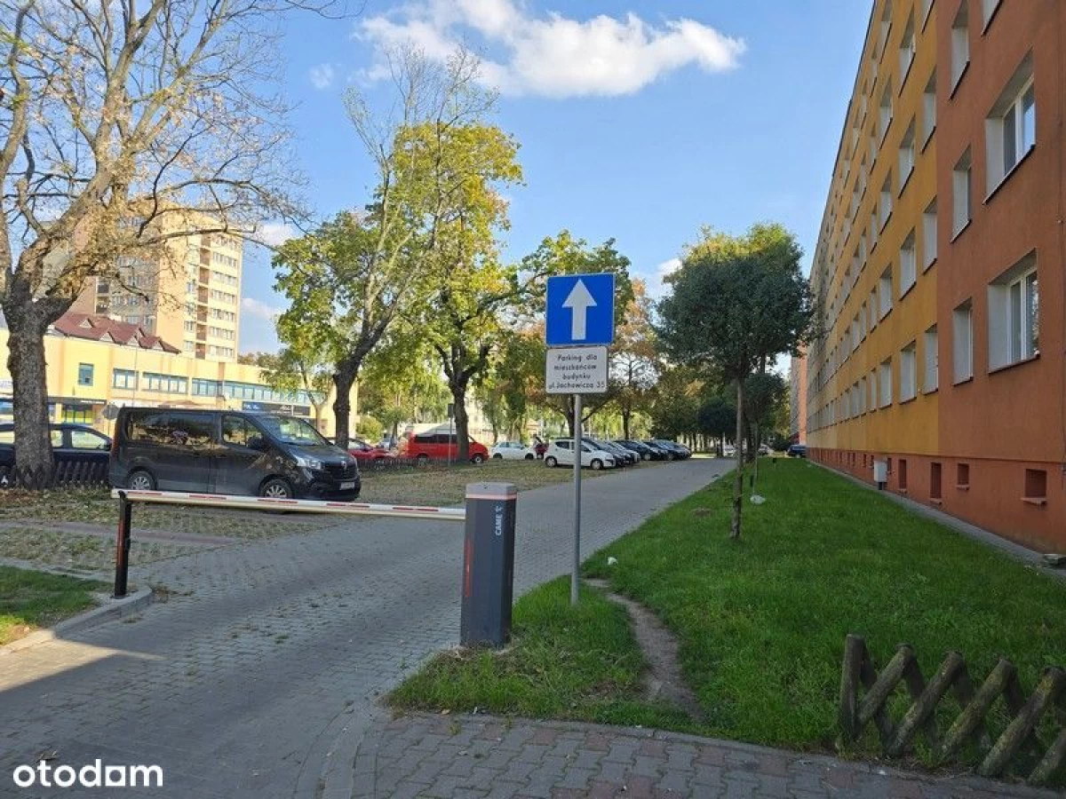 Sprzedam mieszkanie 3-pok. 48m² Płock, Jachowicza.