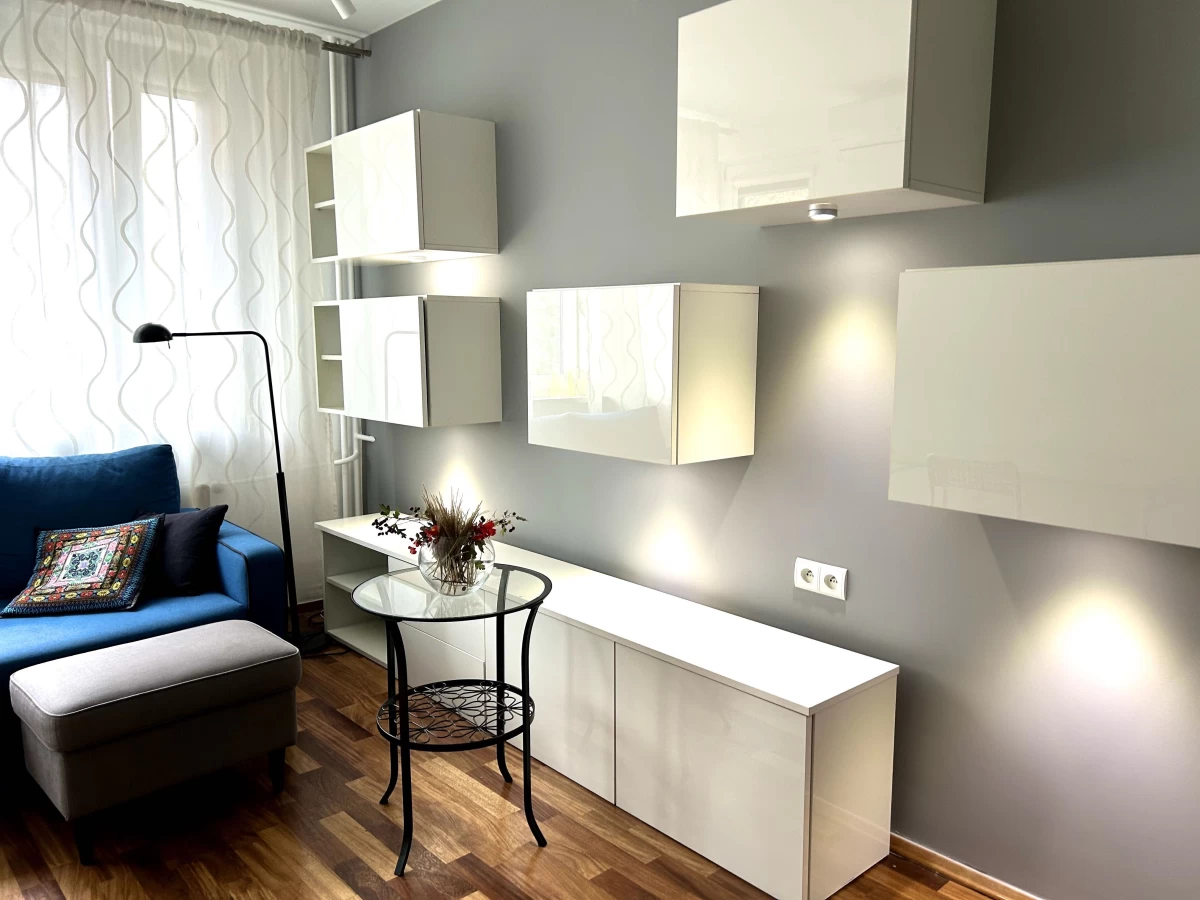 Sprzedam komfortowe mieszkanie 35 m kw Warszawa na Powiślu