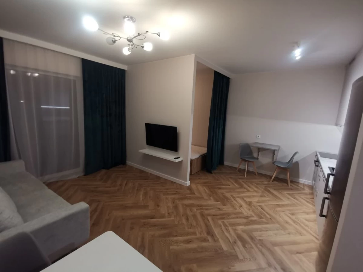 Wynajmę mieszkanie kawalerka z windą Białobrzegi
