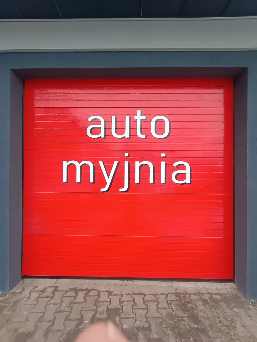 Wynajmę lokal użytkowy Tarnowskie Góry pod autodetailing, auto spa, czyszczenie tapicerki
