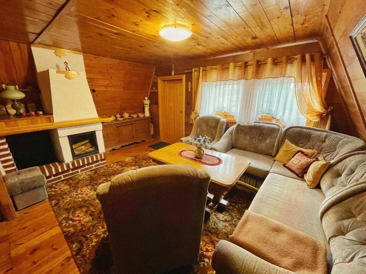 Domek na Kaszubach, nad jeziorem Łapalickim, blisko Trójmiasta