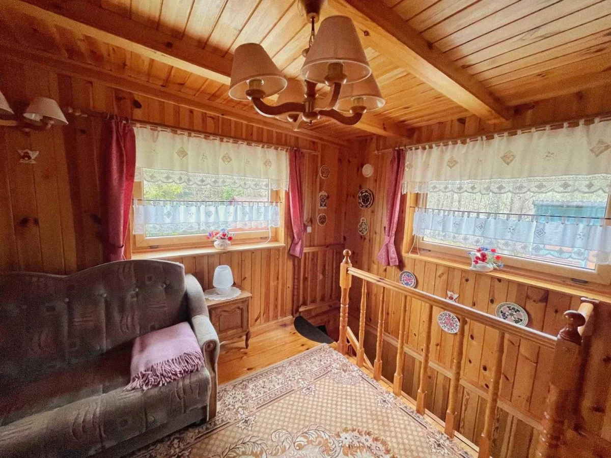 Domek na Kaszubach, nad jeziorem Łapalickim, blisko Trójmiasta