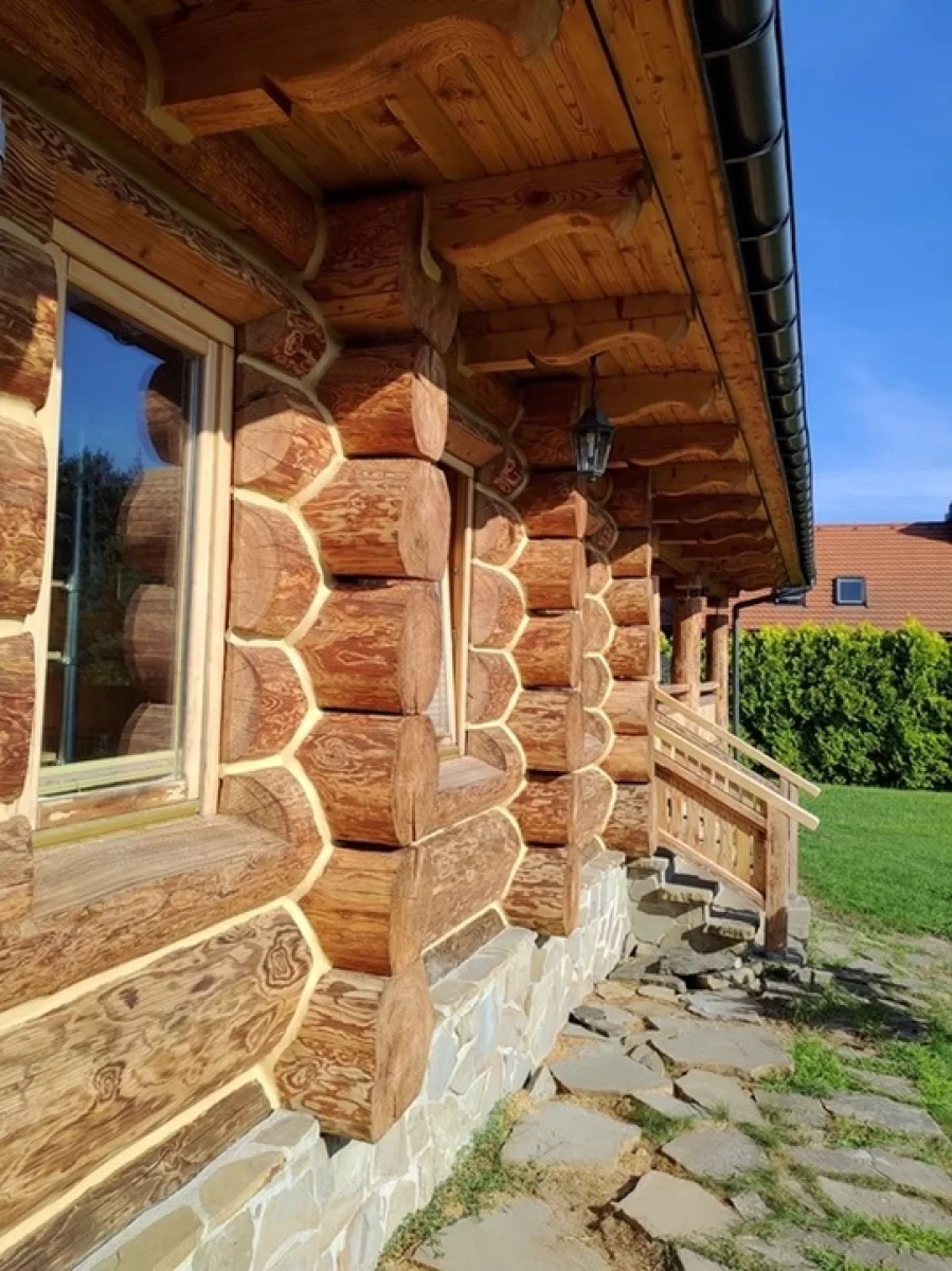 Uszczelnienie i renowacja domu z drewna