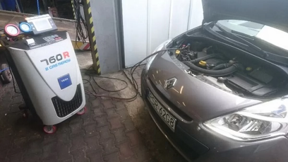 Odgrzybianie klimatyzacji samochodowej Serwis Poznań