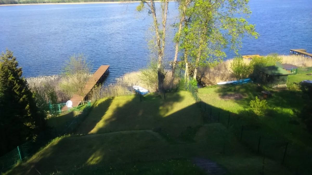 Wynajmę domek na Mazurach z własną linią brzegową