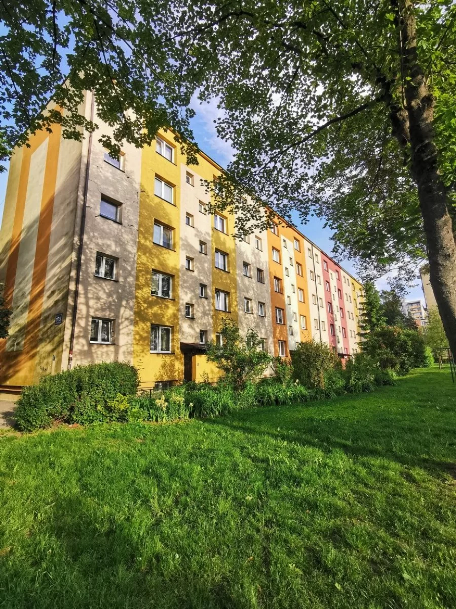 Sprzedam mieszkanie Radom 3 Pokoje + Kuchnia 53m, Łazienka Po Remoncie, Centrum Miasta Cisza