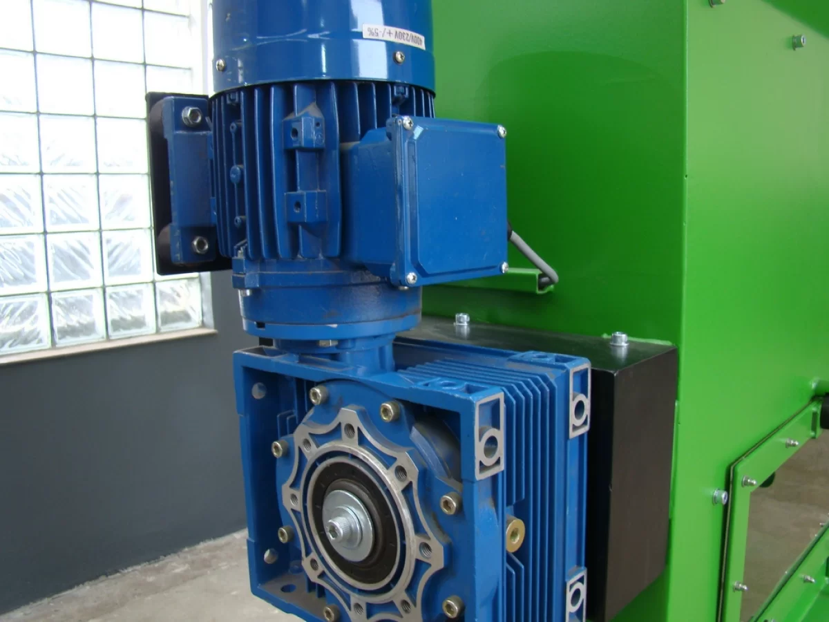 Kompaktor do styropianu, prasa EPS, brykieciarka EPS BARTONTECH C50 - nowa