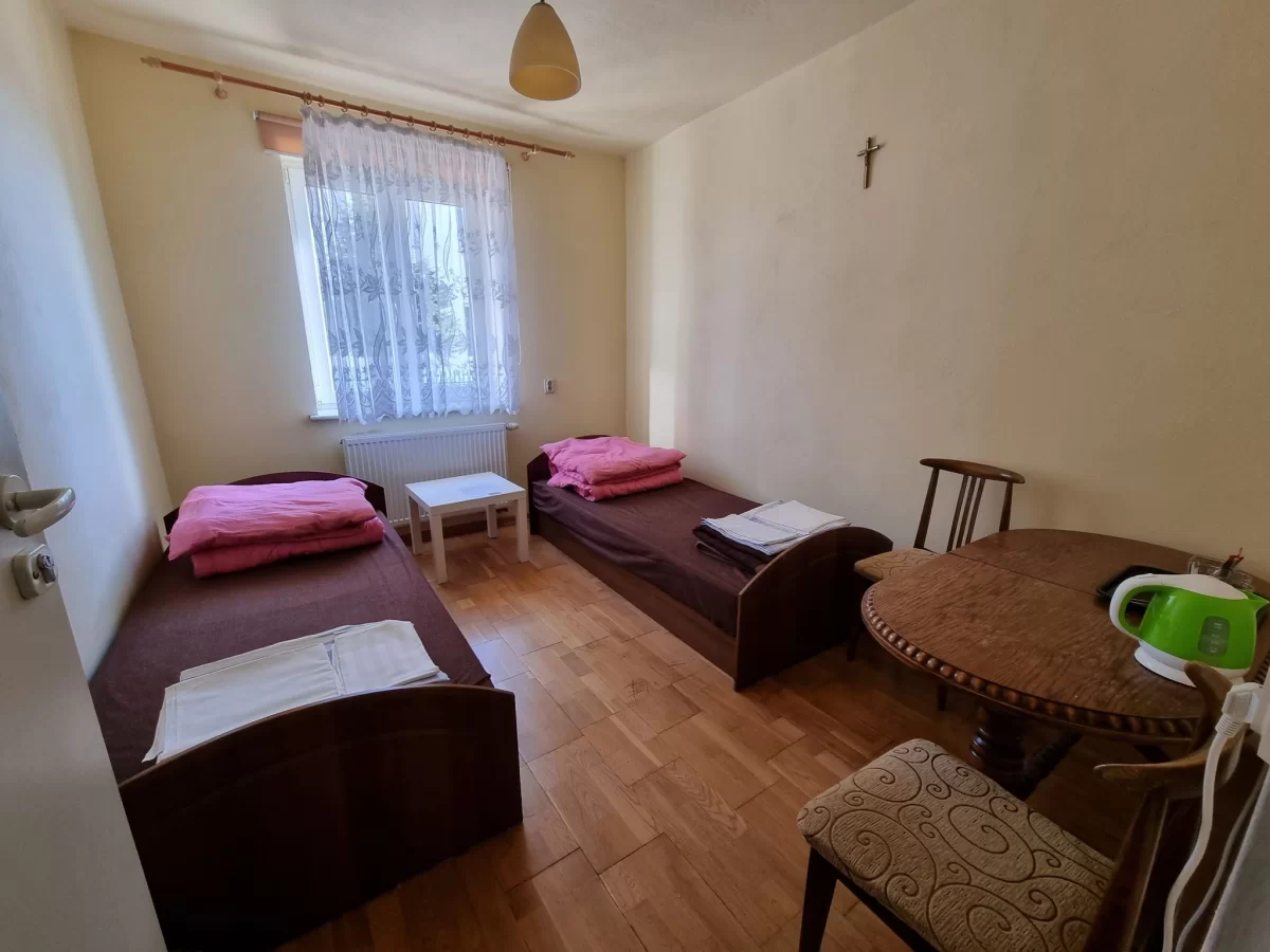 POKOJE DO WYNAJĘCIA
