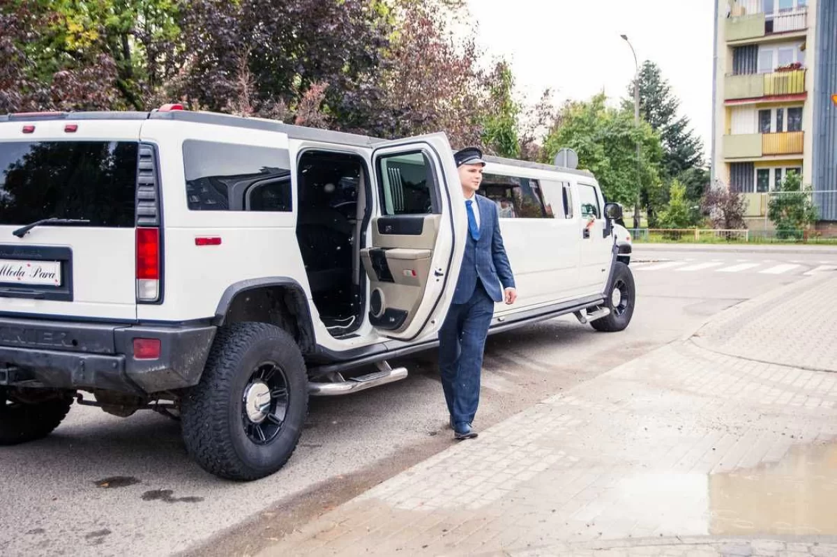 Limuzyny do wynajęcia, samochód do ślubu , Hummer h2, Chrysler 300c, BMW