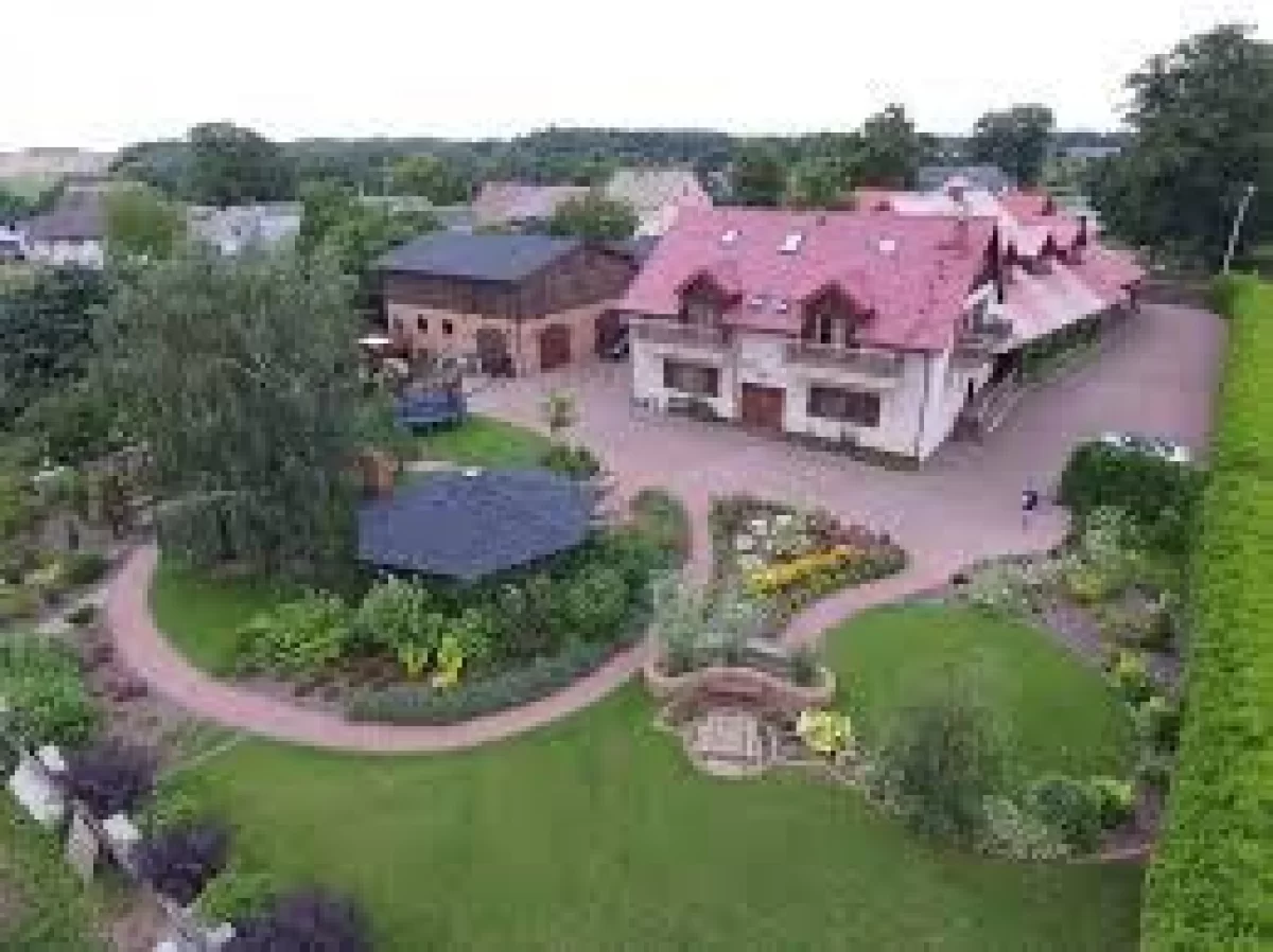 Sala Weselna, pokoje, imprezy