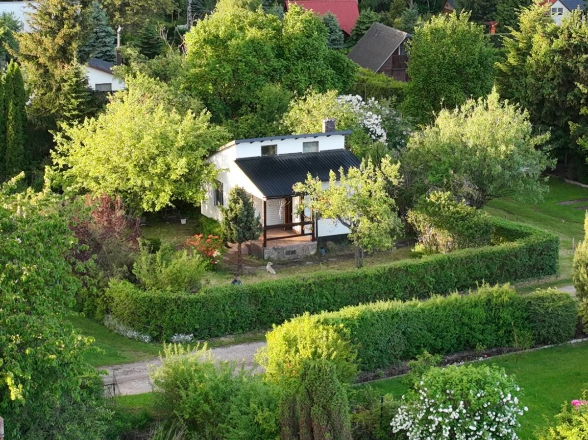Dzialka ROD 400m2, dom murowany 35m2, Olkuska 10 od Brzezinskiej