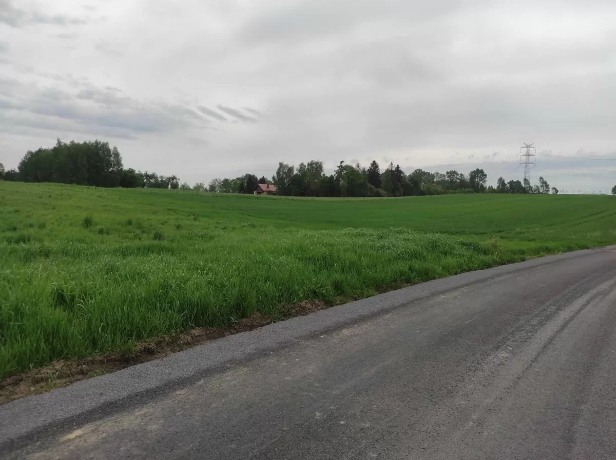 Na sprzedaż działka budowlana w Brzeźnicy!