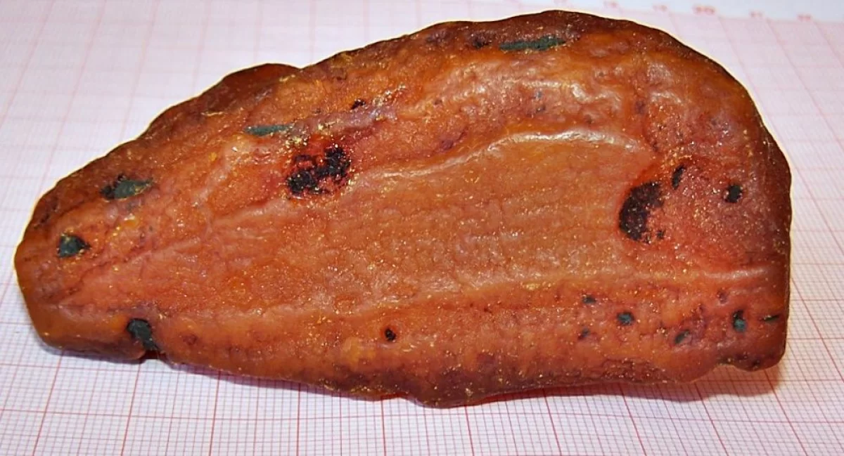 Sprzedam bursztyn surowy i polerowany