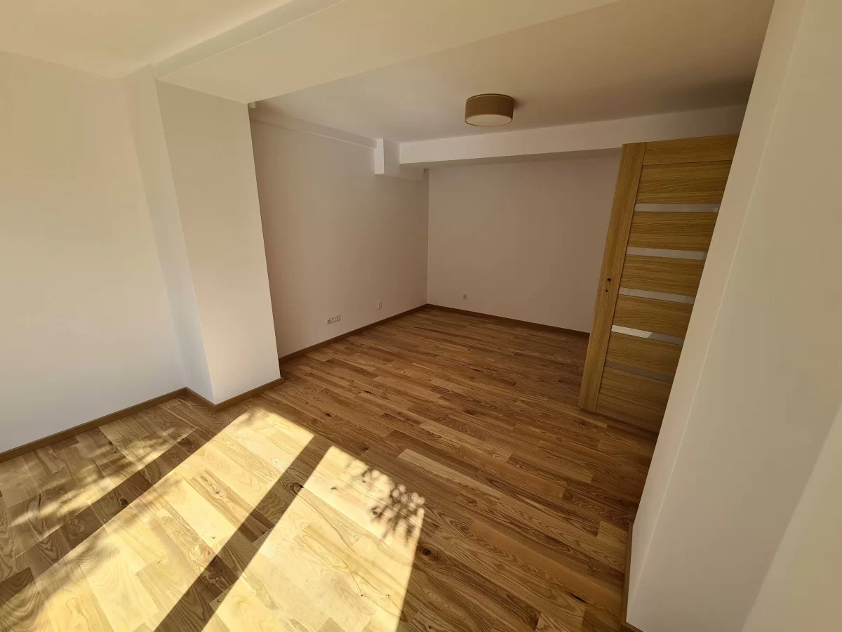 Wynajmę Przestronne mieszkanie po remoncie pod lasem w domku na Junikowie