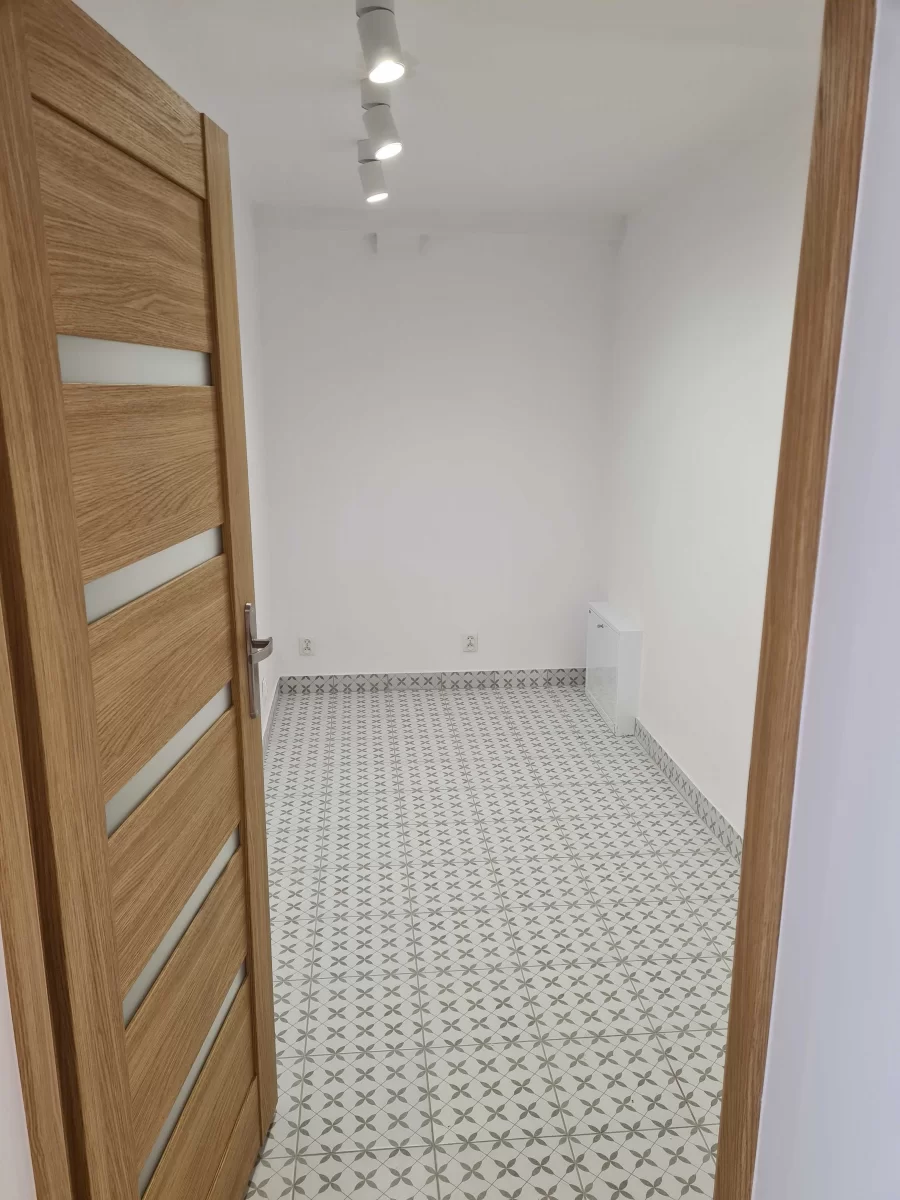 Wynajmę Przestronne mieszkanie po remoncie pod lasem w domku na Junikowie