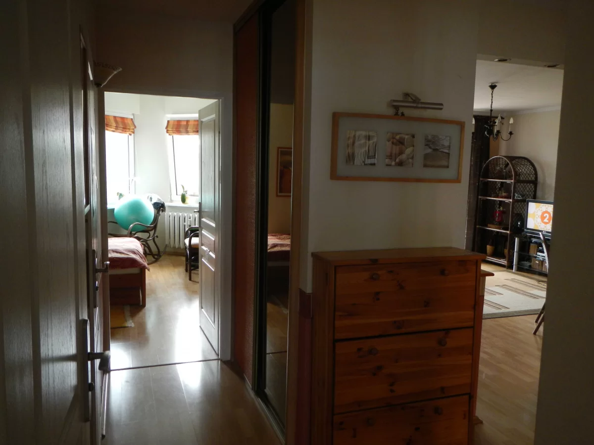 Wynajmę trzypokojowe mieszkanie