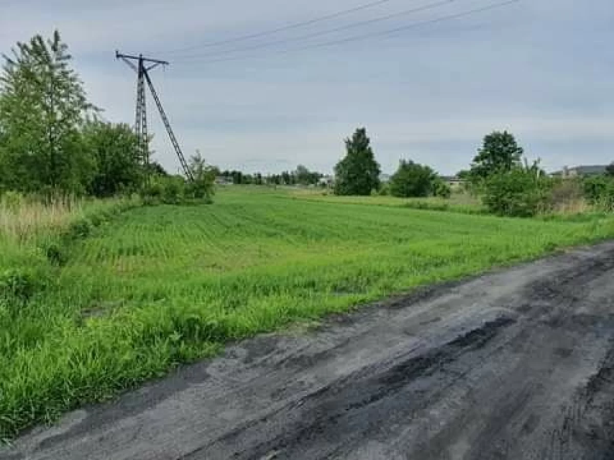 Sprzedam działkę rolna w dobrej lokalizacji w Radomiu