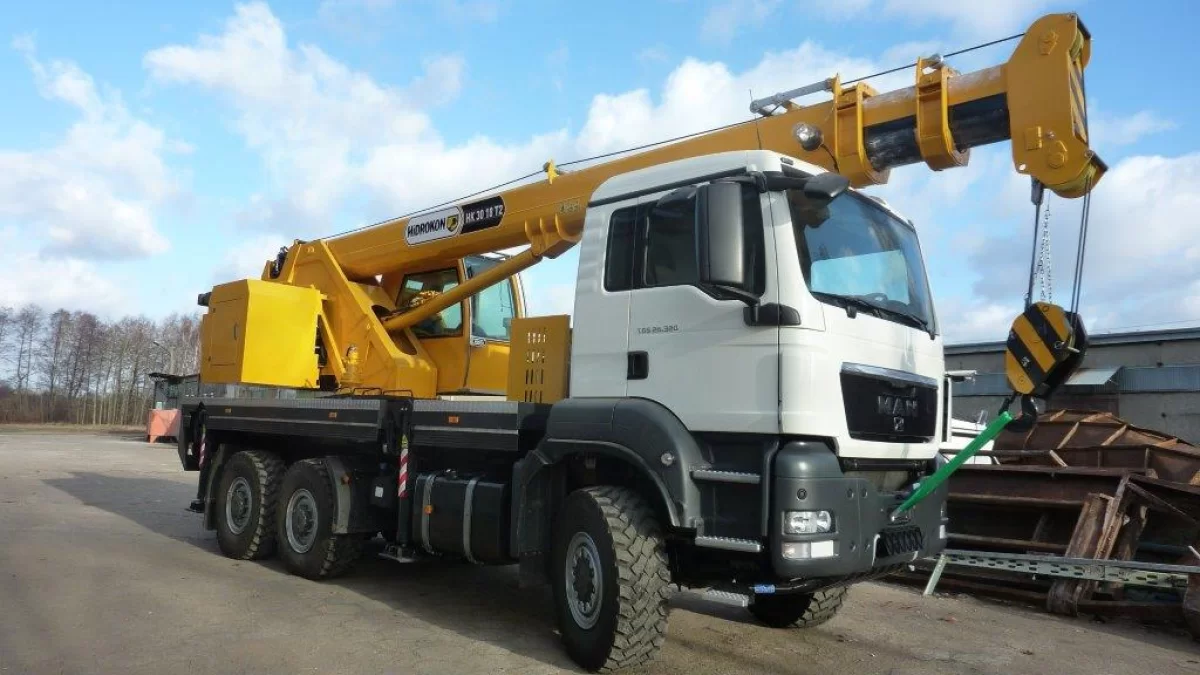 Dźwig mobilny Hidrokon HK 30 18 T2 - 10 ton