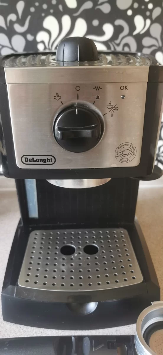 Ekspres ciśnieniowy kolbowy Delonghi 15bar