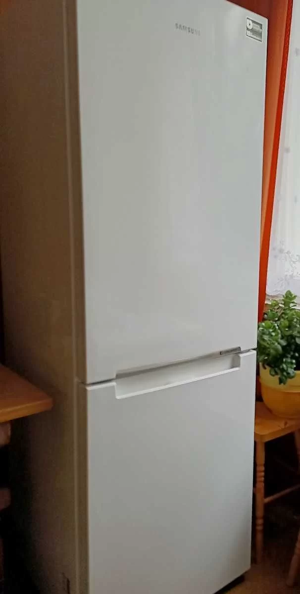 Lodówka Samsung 29 HSR2DWW - bezszronowa, 3 szuflady zamrażarki