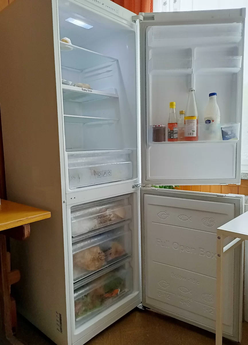Lodówka Samsung 29 HSR2DWW - bezszronowa, 3 szuflady zamrażarki