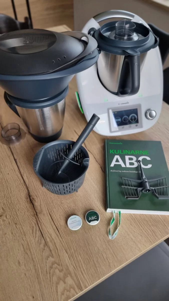 Thermomix TM5 2 garnki, książki na nośnikach, Cook-key