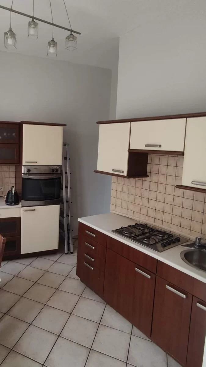 Mieszkanie dla studentów - 64m2 w kamienicy rozkładowe, Śródmieście