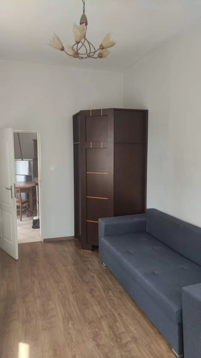 Mieszkanie dla studentów - 64m2 w kamienicy rozkładowe, Śródmieście
