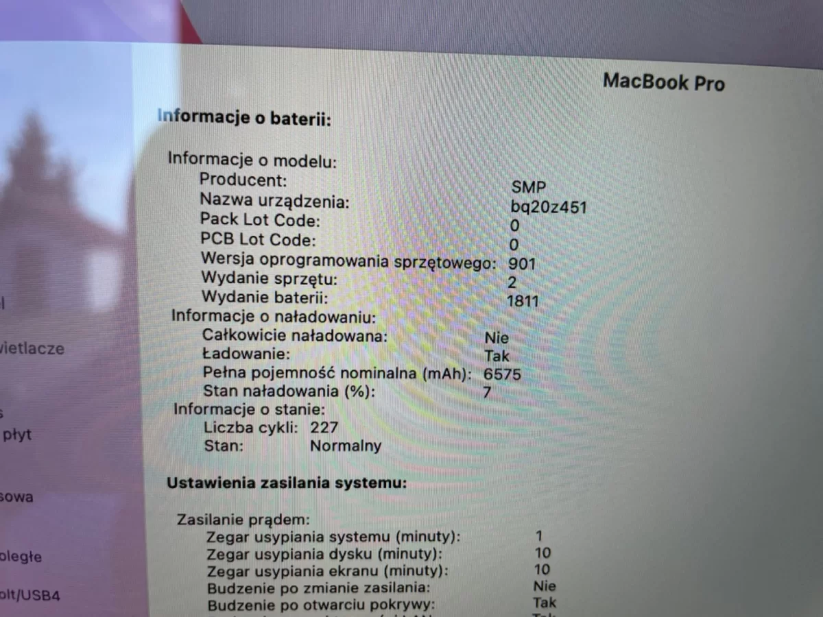 MacBook Pro 15.4 2019 Procesor Intel core i7