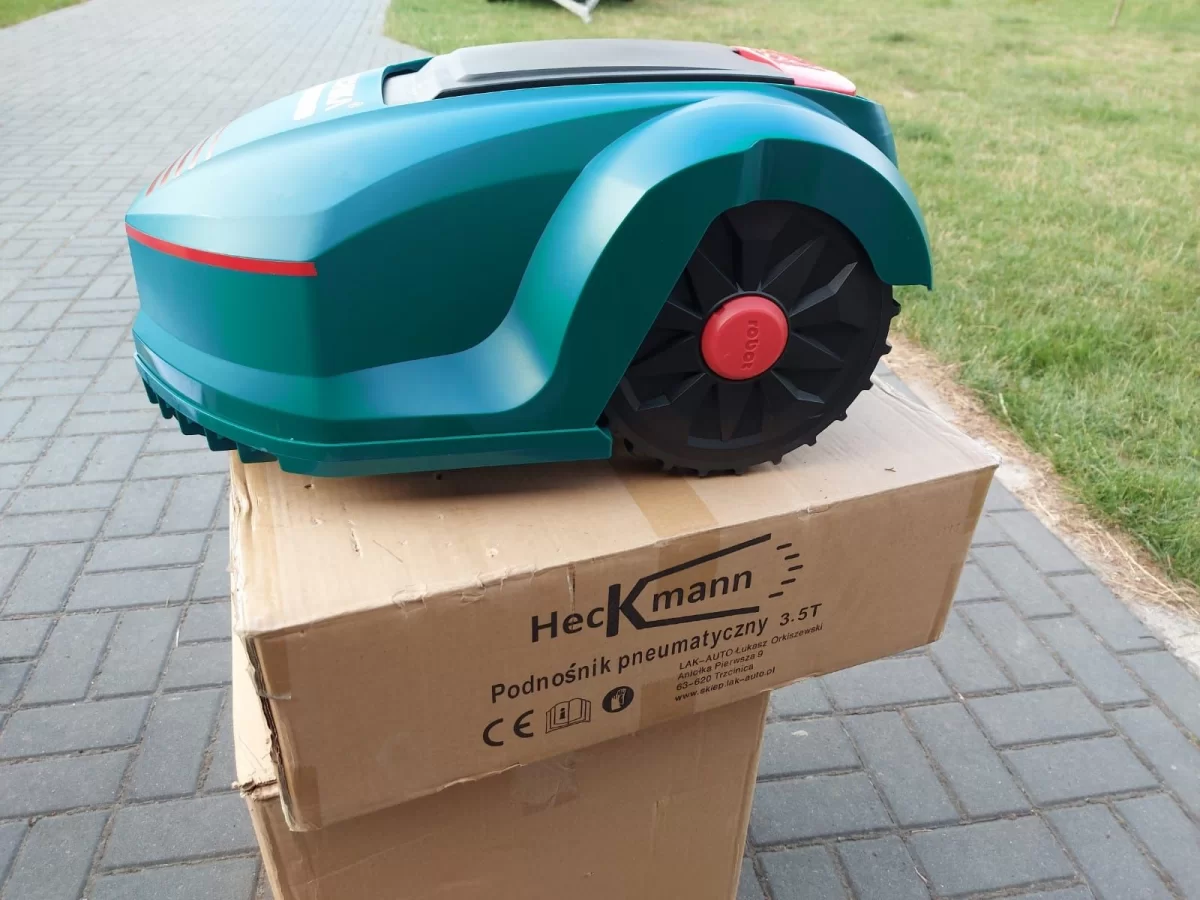 Robot do koszenia kosiarka automatyczna HYCHIKA YZ-2