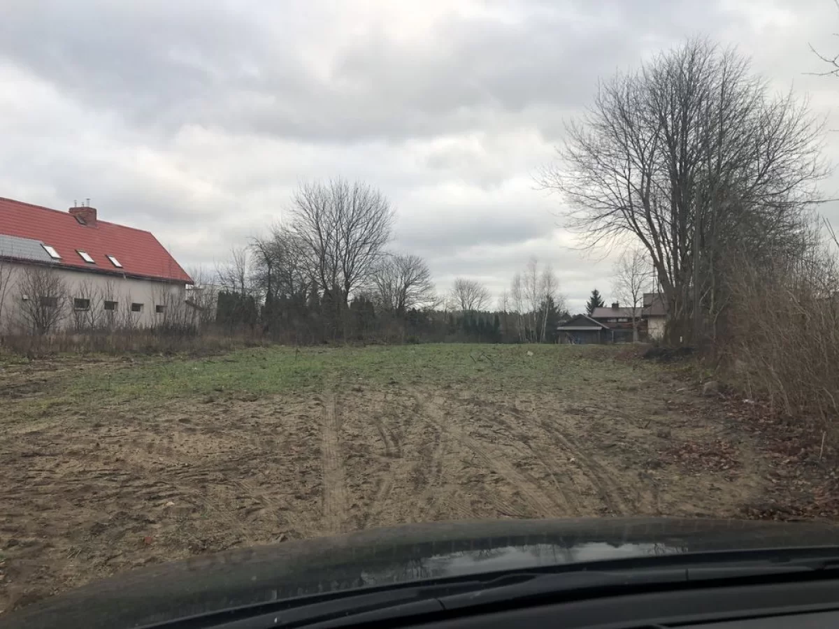 Działka na Mazurach Spychowo 1800 m2