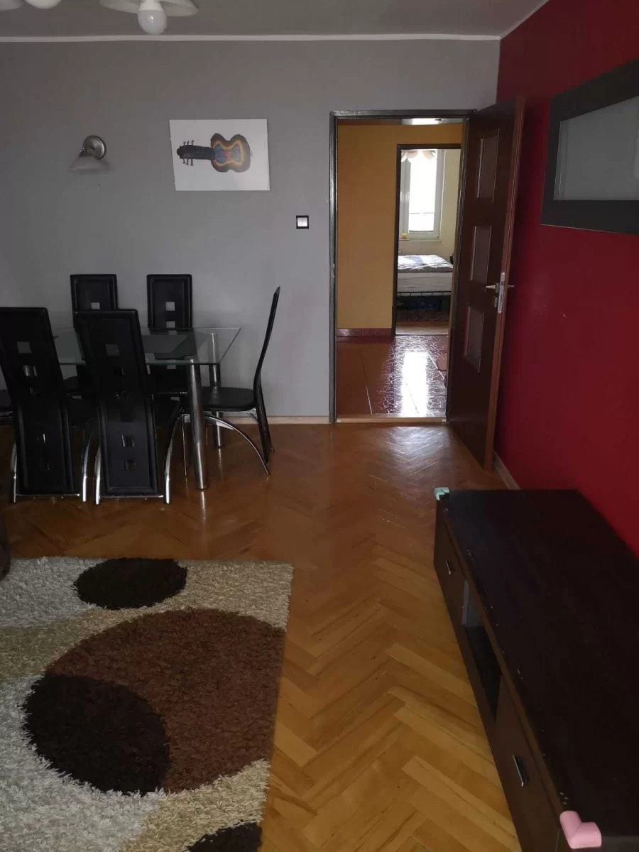 Wygodne dwupokojowe mieszkanie w centrum Tarnobrzega